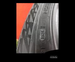 225 60 18 Gomme Invernali NEW Nokian 225 60R18