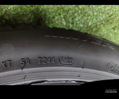 255 45 19 Gomme Invernali 60-70% Pirelli 255 45R19 - 9