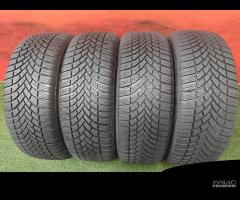 235 60 18 Gomme Inverna 2020 Bridgestone 235 60R18