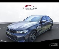 BMW 320 Serie 3 d Berlina Innovation Comfort Msp - 1