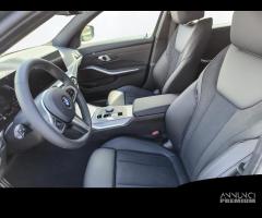 BMW 320 Serie 3 d Berlina Innovation Comfort Msp - 9