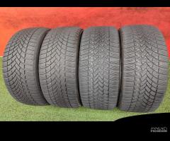 225 40 18 Gomme 60-95% 2022 Bridgestone 225 40R18