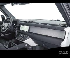 LAND ROVER Defender 110 3.0D I6 200CV AWD Auto S - 3