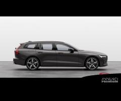 VOLVO V60 V60 B3 Mild hybrid Benzina Plus Dark