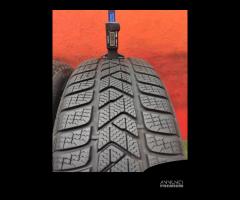 215 55 17 Gomme Invernali 99% Pirelli 215 55 R17