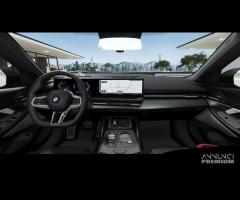 BMW 520 Serie 5 d xDrive Touring Innovation Mspo - 9