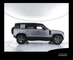 LAND ROVER Defender 110 2.0 Si4 PHEV 404 CV AWD - 6