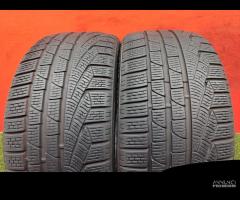 235 35 19 Gomme Invernali 70% Pirelli 235 35R19