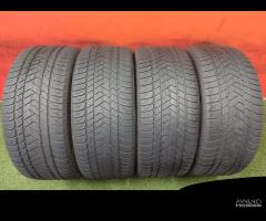 285 40 22 Q8 Gomme Invernali 60% Pirelli 285 40R22