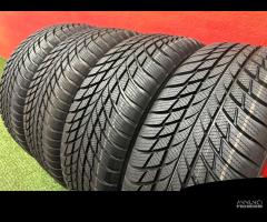 205 60 16 Gomme Invernali 99% Bridgeston 205 60R16 - 3