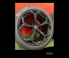 Cerchi Lamborghini Urus Gomme 285 40 22 -325 35 22