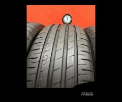 215 55 17 Gomme Estive 90-99% GoodYear 215 55 R17 - 4