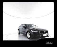 VOLVO V60 B4 (d) Geartronic Momentum Business