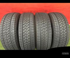 225 65 16C Gomme Invernali Bridgestone 225 65 R16C