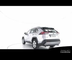 TOYOTA RAV4 HV (218CV) E-CVT 2WD Active