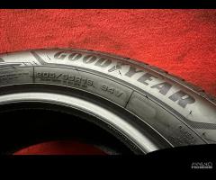 205 55 16 Gomme Invernali 80-99% GoodYea 205 55R16 - 6