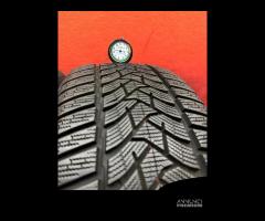 245 45 18 Gomme Invernali 99% Dunlop 245 45R18