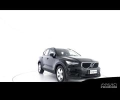 VOLVO XC40 D4 AWD Geartronic Inscription