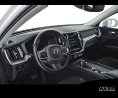 VOLVO XC60 B4 (d) AWD Geartronic Business Plus - 8