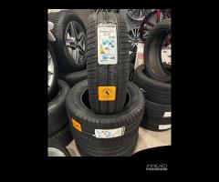 235 60 17C Gomme 4 Stagioni Nuove 235 60 R17C - 1