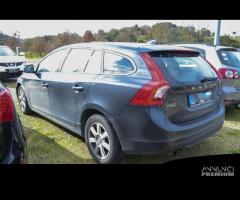 VOLVO V60 D3 Kinetic - PER OPERATORI DEL - 4