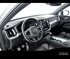 VOLVO XC60 D3 R-design - 8