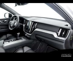 VOLVO XC60 D3 R-design - 12