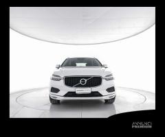 VOLVO XC60 B4 (d) AWD Geartronic Momentum Pro - 5