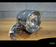 Faro supplementare aftermarket per moto custom