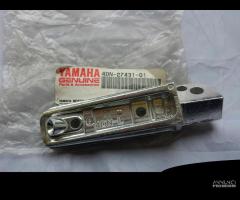 -Pedana post Dx Yamaha T Max 500 4DN274310100