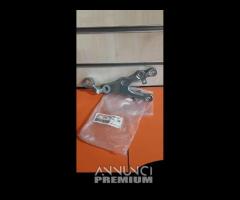 -Supporto pedana ant. Dx Yamaha R6 2C0274430000