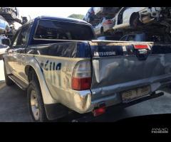 Ricambi usati per Mitsubishi L200 2.5 TD del 2003 - 1