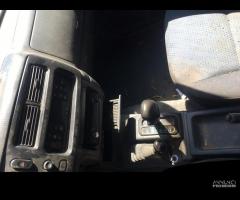 Ricambi usati per Mitsubishi L200 2.5 TD del 2003 - 4