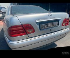 Ricambi usati per Mercedes W210 E 250 TD - 2