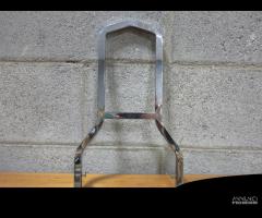 Asta sissy bar per moto custom