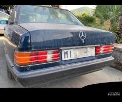 Ricambi usati per Mercedes 190E bz del 1992 - 2