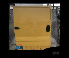 PORTA SCORREVOLE DESTRA RENAULT TRAFIC (00-14)