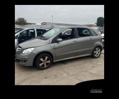 RICAMBI MERCEDES W245 B CLAS 2007 MOT. COD. 640941