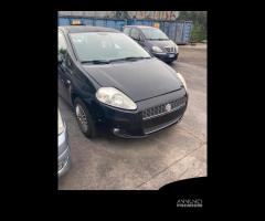 Muso musata fiat grande punto