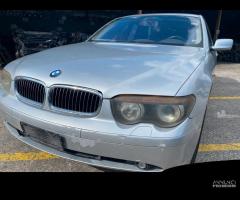 Ricambi usati per BMW 730d E65 del 2004 - 1