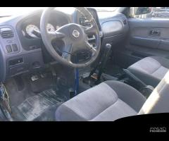 Ricambi usati per Nissan Navara 2.5 TD del 2004