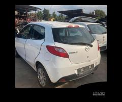 BAULE SPORTELLO  MAZDA 2 ANNO 2009