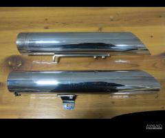 Terminali universali aftermarket per moto custom