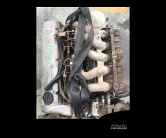 Motore usato per Mercedes W124 250 Diesel - 1