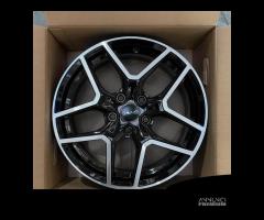 Kit cerchi in lega da 17'' per RANGE ROVER EVOQUE - 2