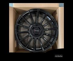 Kit cerchi in lega da 18'' per RANGE ROVER EVOQUE - 2