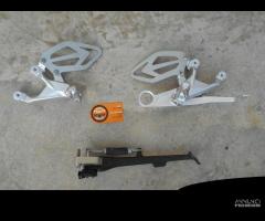 Staffe supporto pedana e cavalletto bmw s 1000 rr