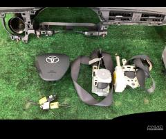 KIT AIRBAG COMPLETO TOYOTA Auris Serie (E180) (12>