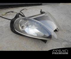 Faro fanale anteriore yamaha majesty 125