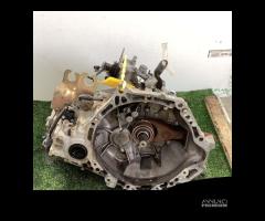 CAMBIO MANUALE COMPLETO TOYOTA Yaris Serie Diesel - 1